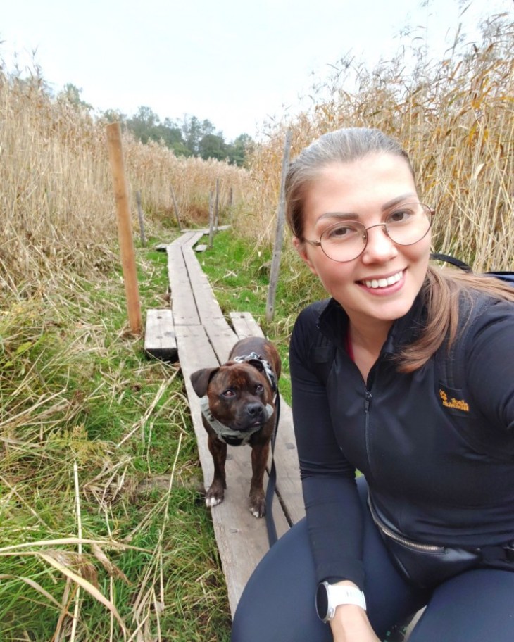 Kuusiluotoon johtavat kapeammat pitkospuut ovat ajoittain veden alla