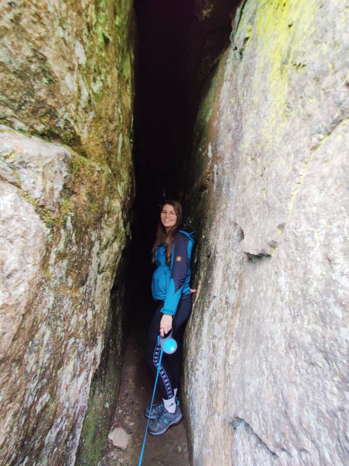 Pirunkirkon kallioluolassa