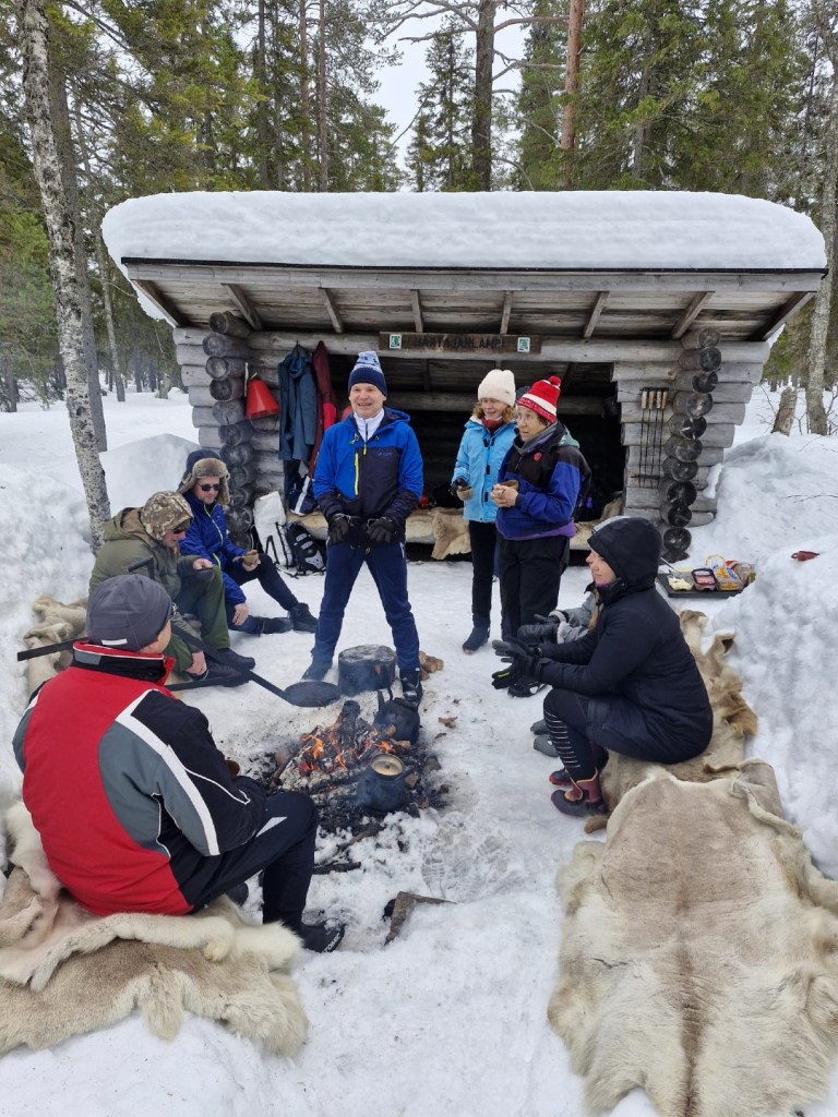 Haatajanlammen laavun nuotipaikan ympärillä