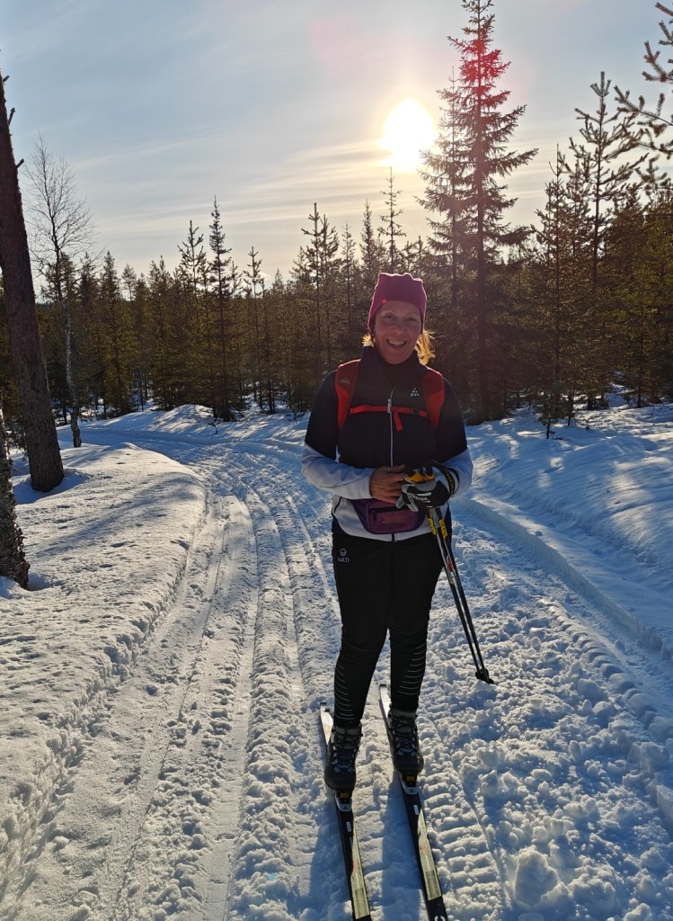 Äiti kylpee auringossa