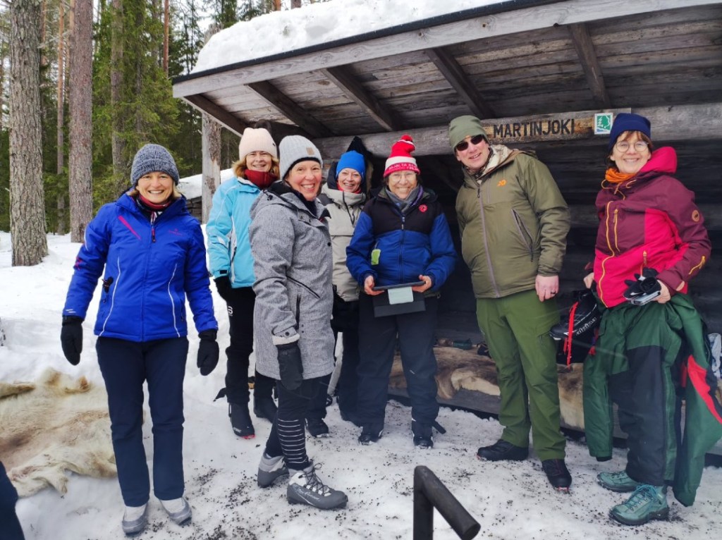 Ryhmärämää Martinjoen laavulla