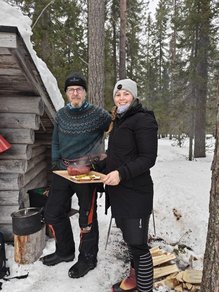 Kassun soppakulhojen äärellä