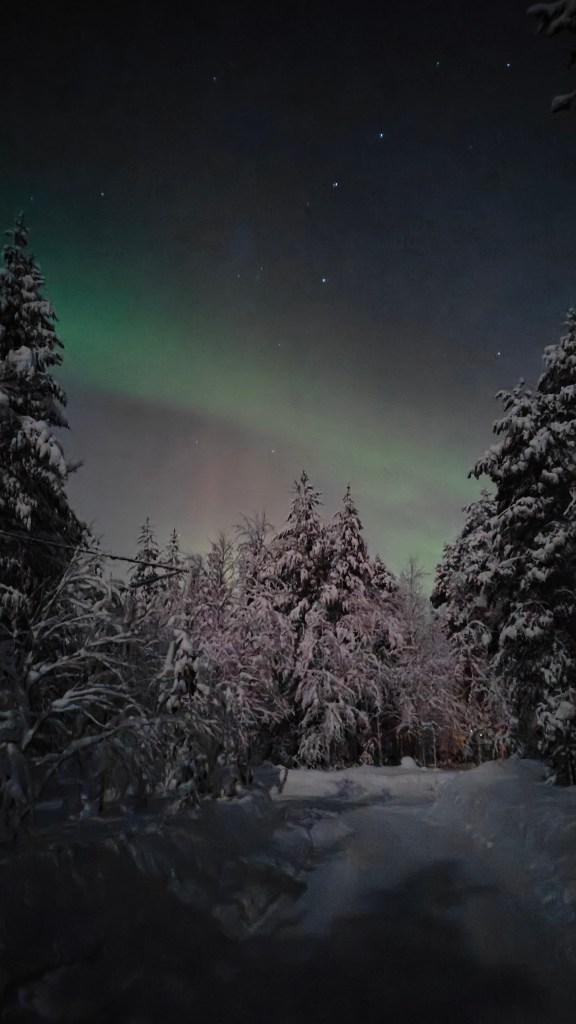 Revontulet Pyhällä