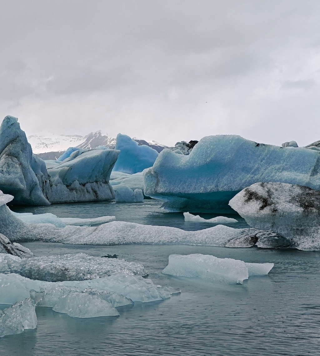 Vatnajökullin kansallispuisto ja&nbsp;jäätiköt